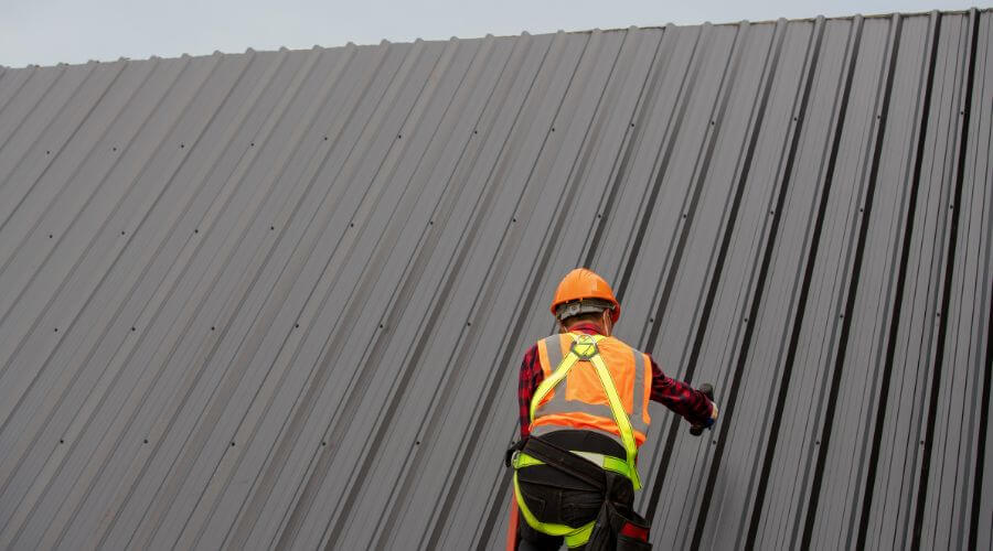 Professional gutter cleaning in Midland City, AL
